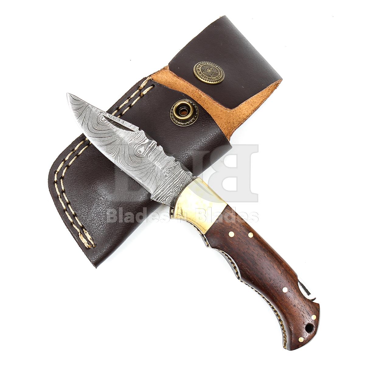 Twist Pattern Blade Full Tang
Brown Color Wood