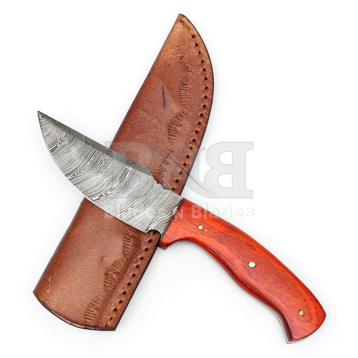 Twist Pattern Blade
Full Tang With Filework Pakkawood