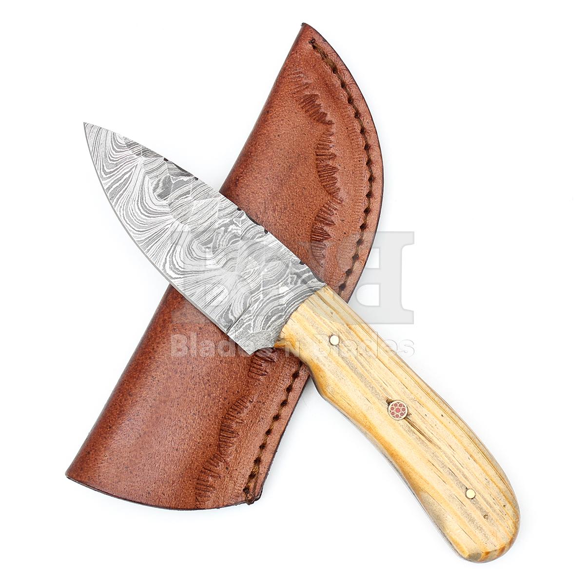 Twist Pattern Blade
Full Tang with Filework 
Olive wood handle