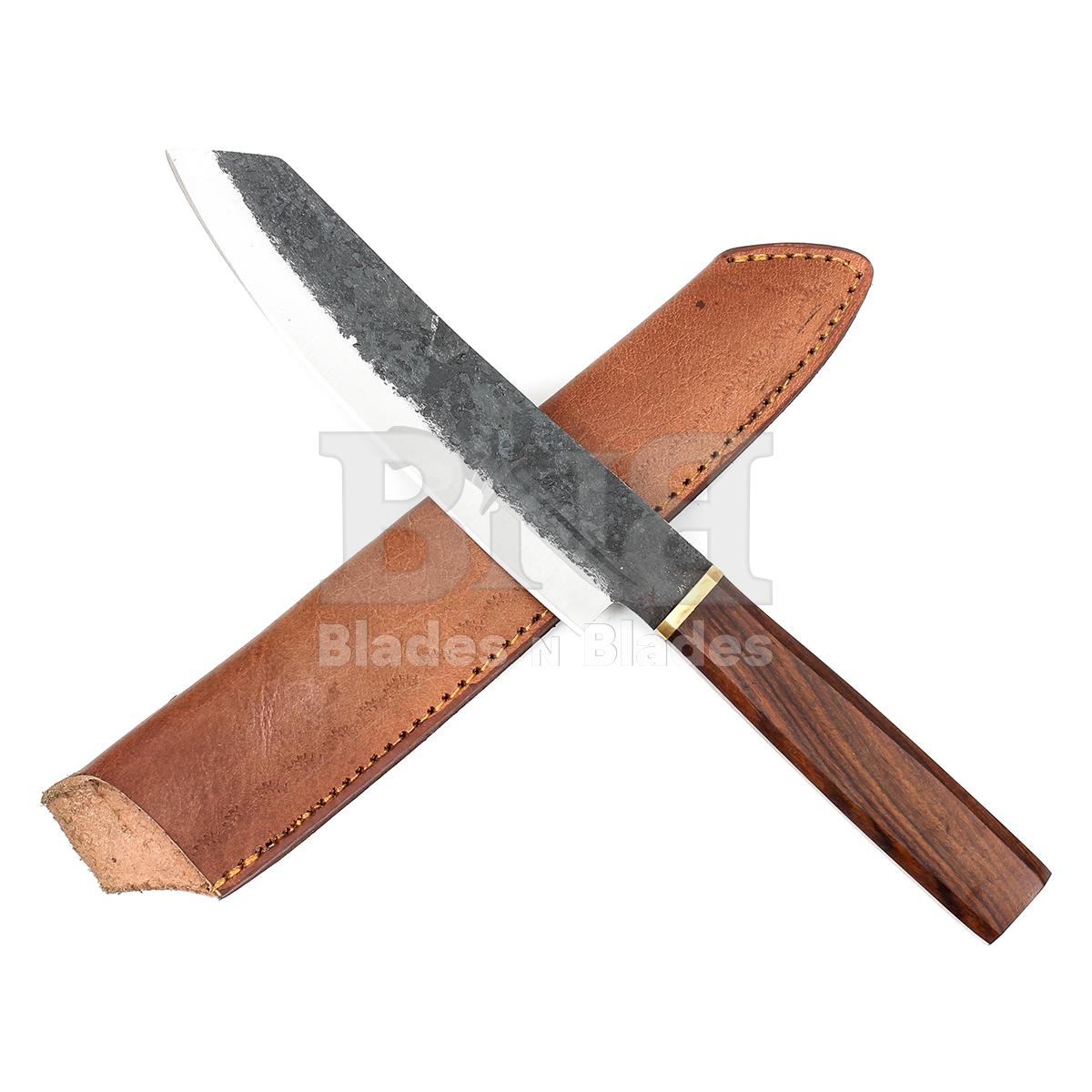 Twist Pattern Blade
Full Tang Brown Color Wood
